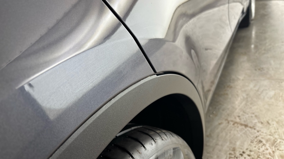 TESLA MODEL Y Dents