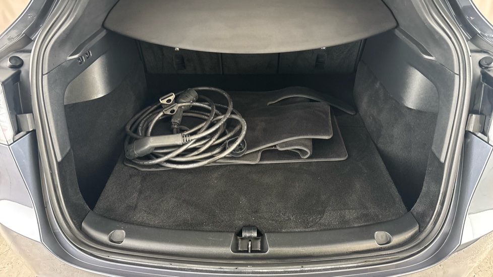 TESLA MODEL Y Image 15
