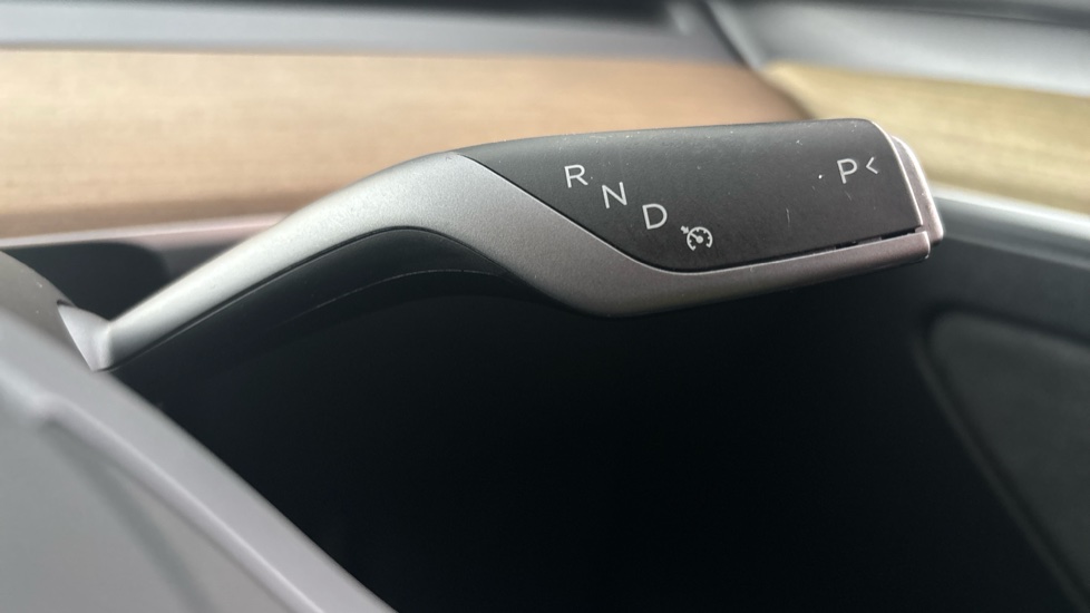 TESLA MODEL Y cruise control