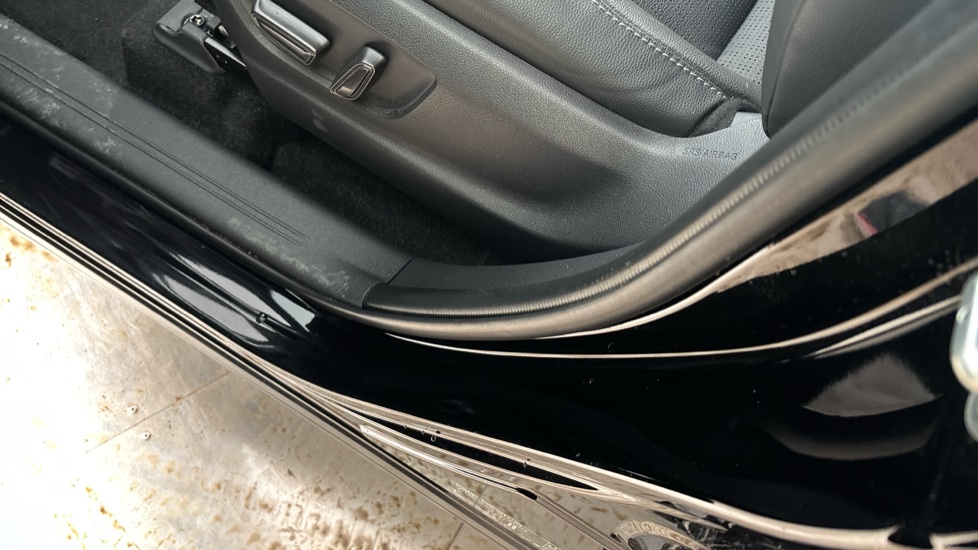 SUBARU SOLTERRA scratches