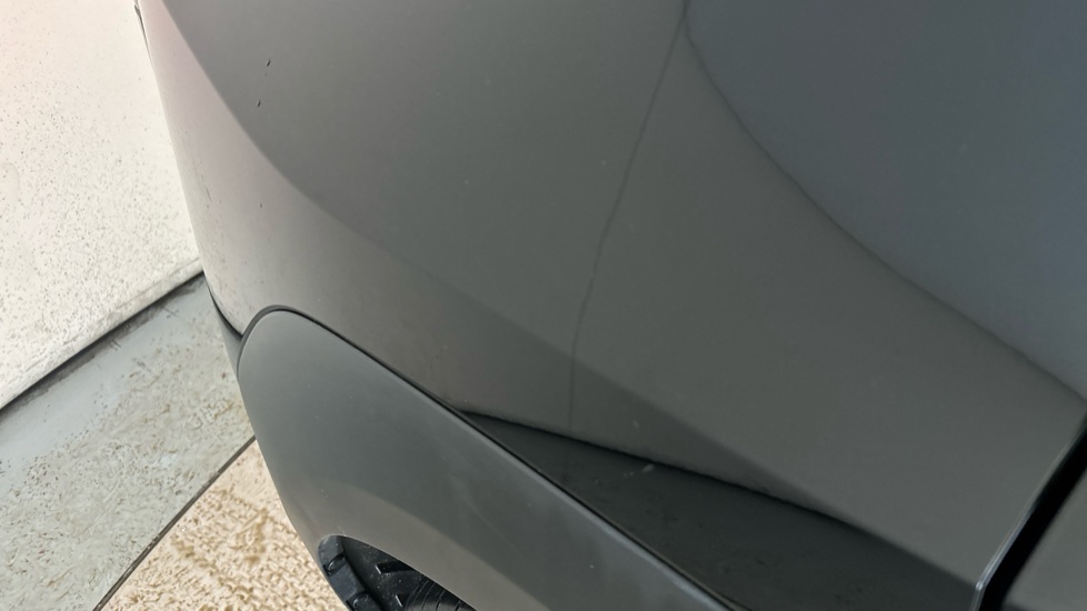 SUBARU SOLTERRA scratches