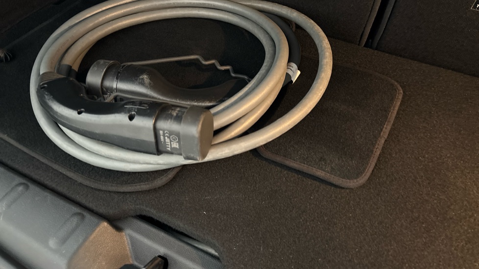 MINI HATCHBACK Missing