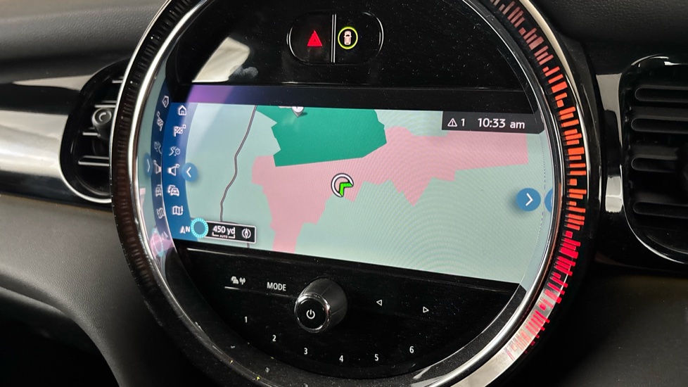 MINI HATCHBACK Image 12