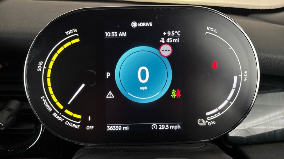 MINI HATCHBACK Image 13