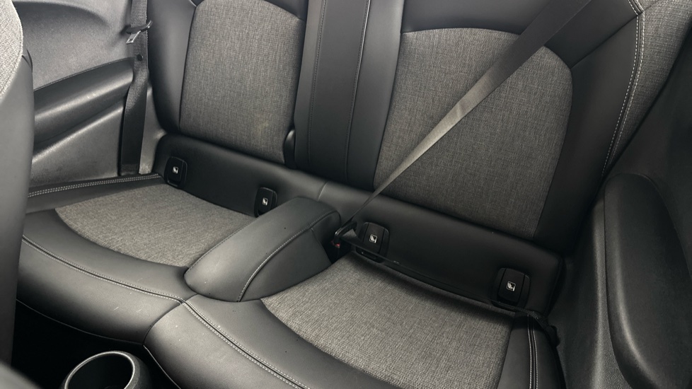 MINI HATCHBACK Image 14