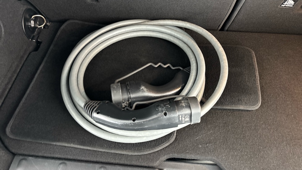 MINI HATCHBACK Image 22