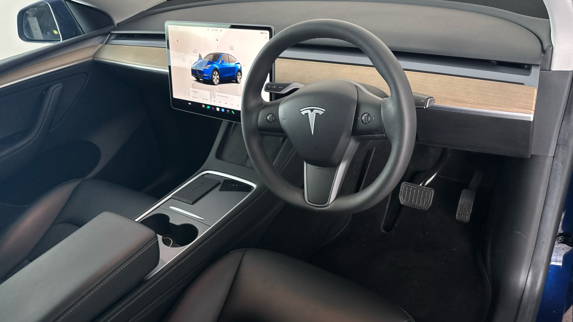 4020645 Long Range AWD 5dr Auto