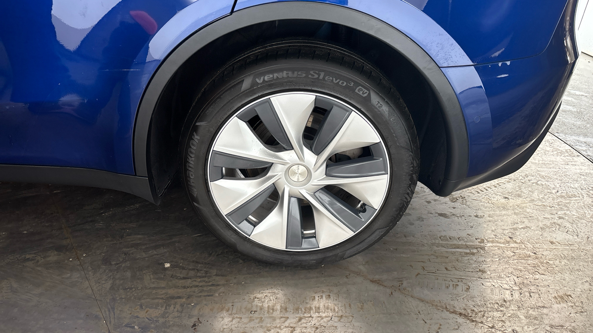 4020645 Long Range AWD 5dr Auto