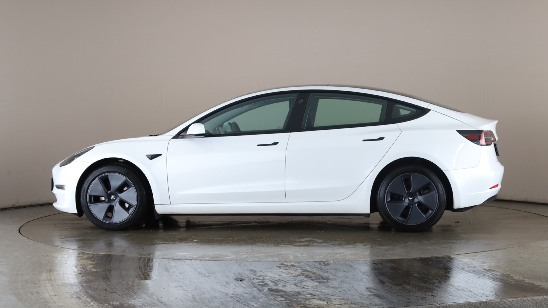 Long Range AWD 4dr Auto [2023]