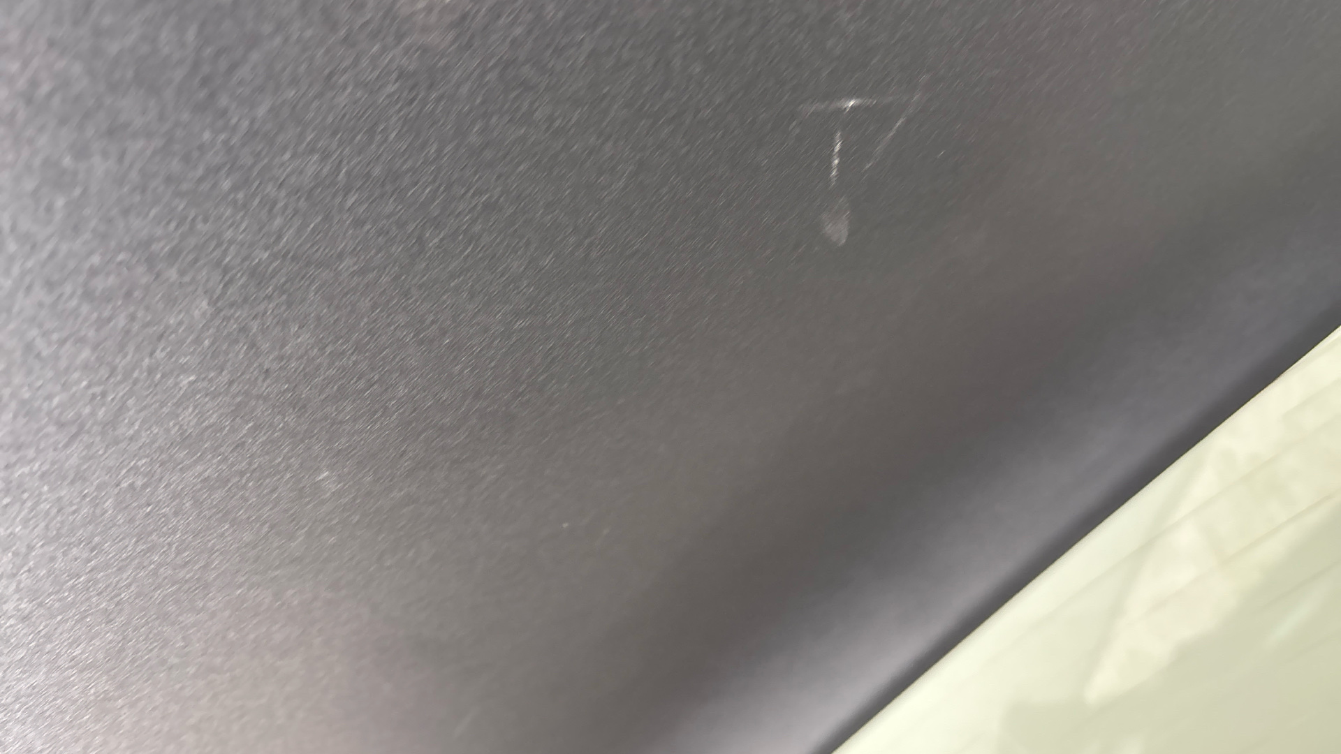 4058609 150kW Touring 71.4kWh 5dr Auto AWD