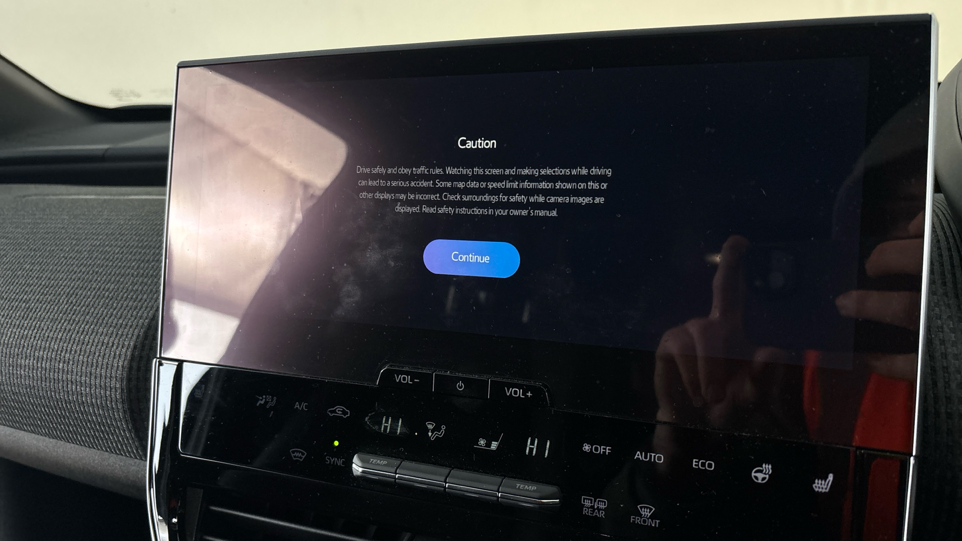 4058609 150kW Touring 71.4kWh 5dr Auto AWD