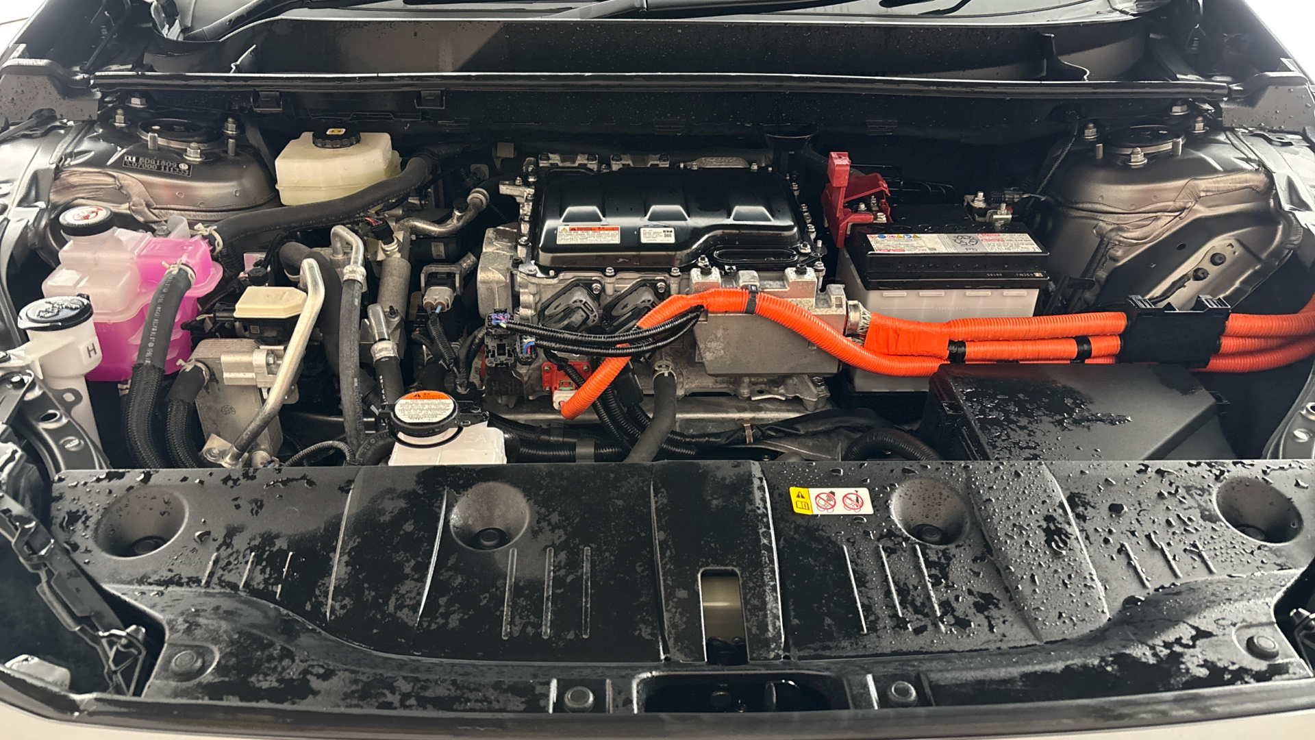 4058609 150kW Touring 71.4kWh 5dr Auto AWD