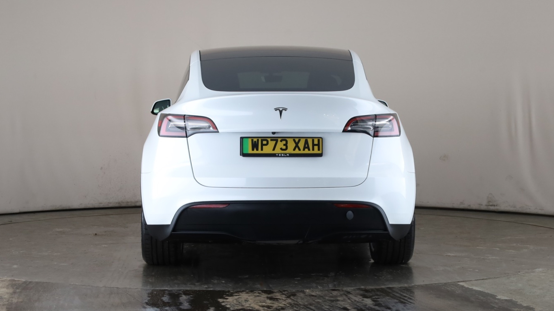 4060146 RWD 5dr Auto