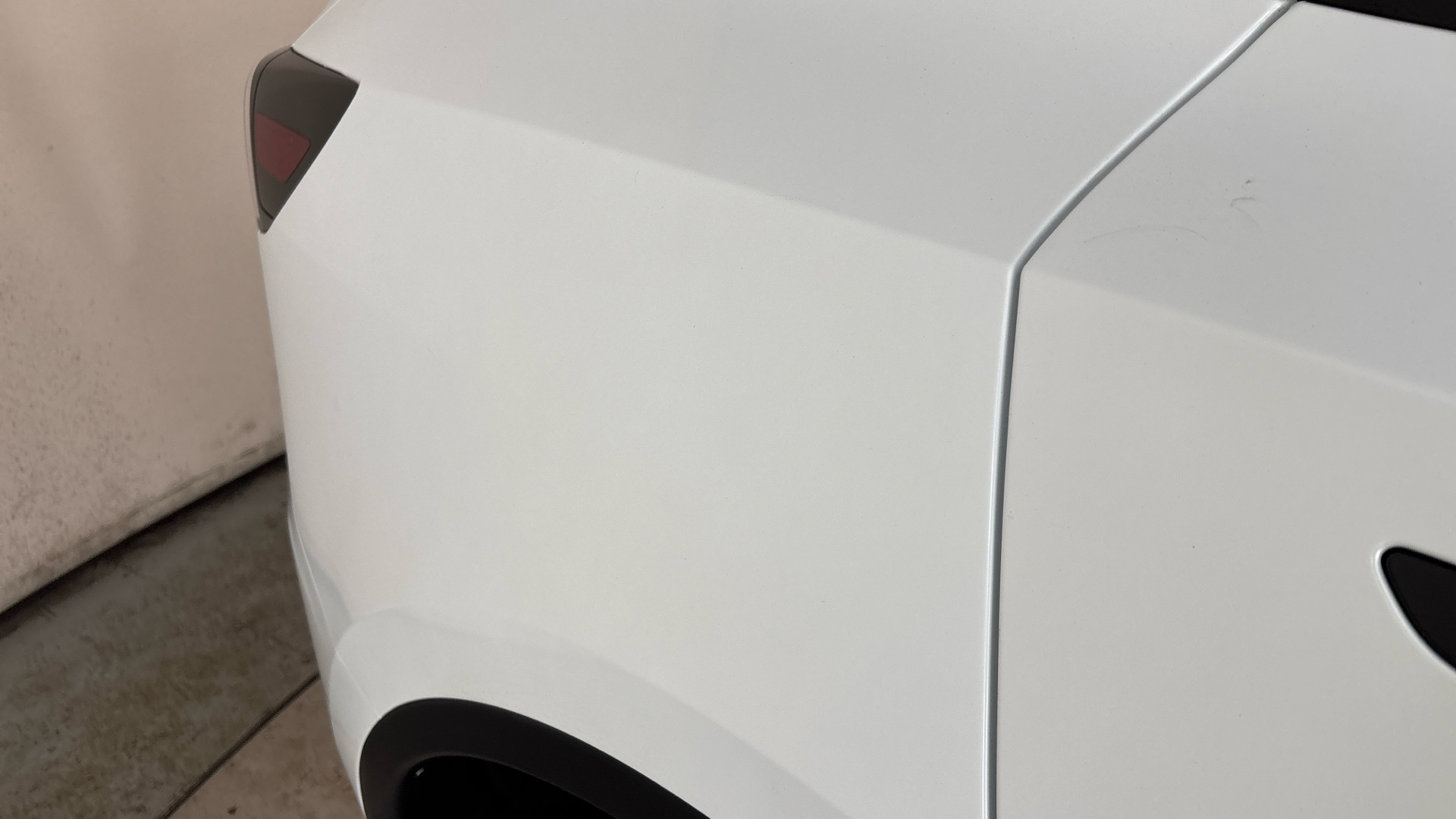 4060146 RWD 5dr Auto