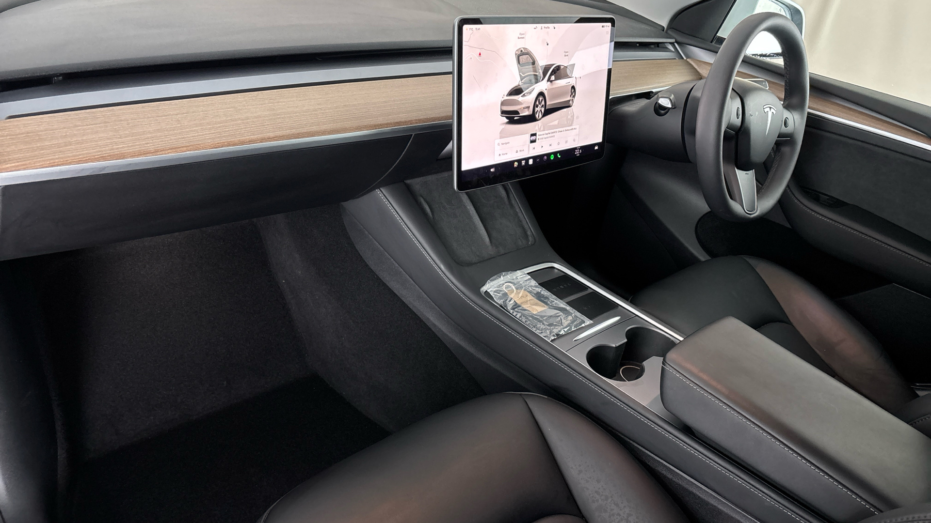 4060146 RWD 5dr Auto