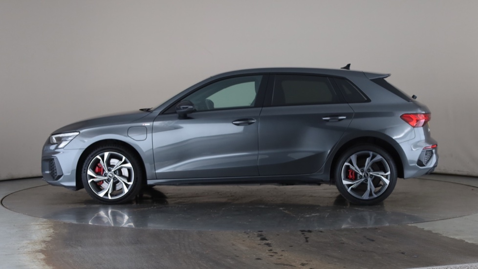 AUDI A3 Image 2