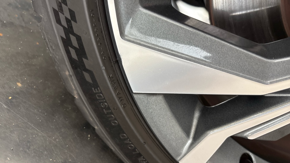 AUDI A3 scuff