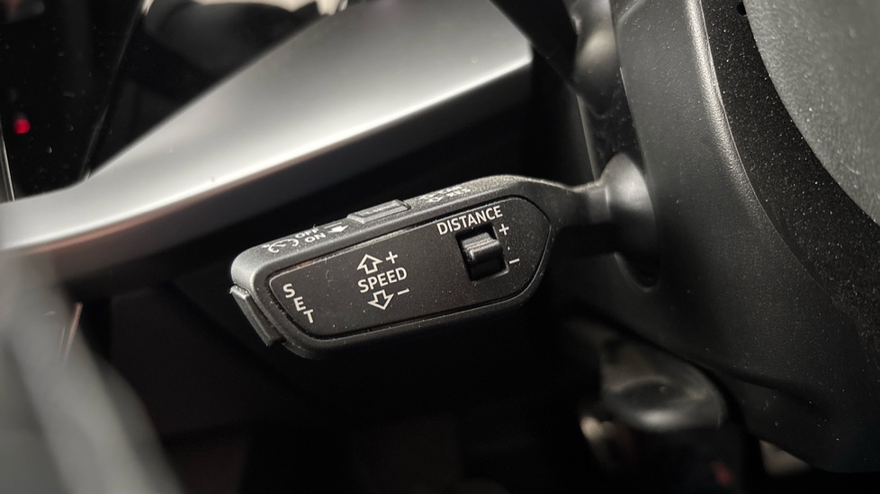 AUDI A3 cruise control