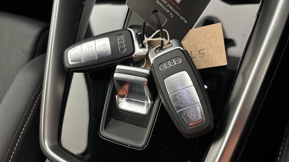 AUDI A3 2 keys