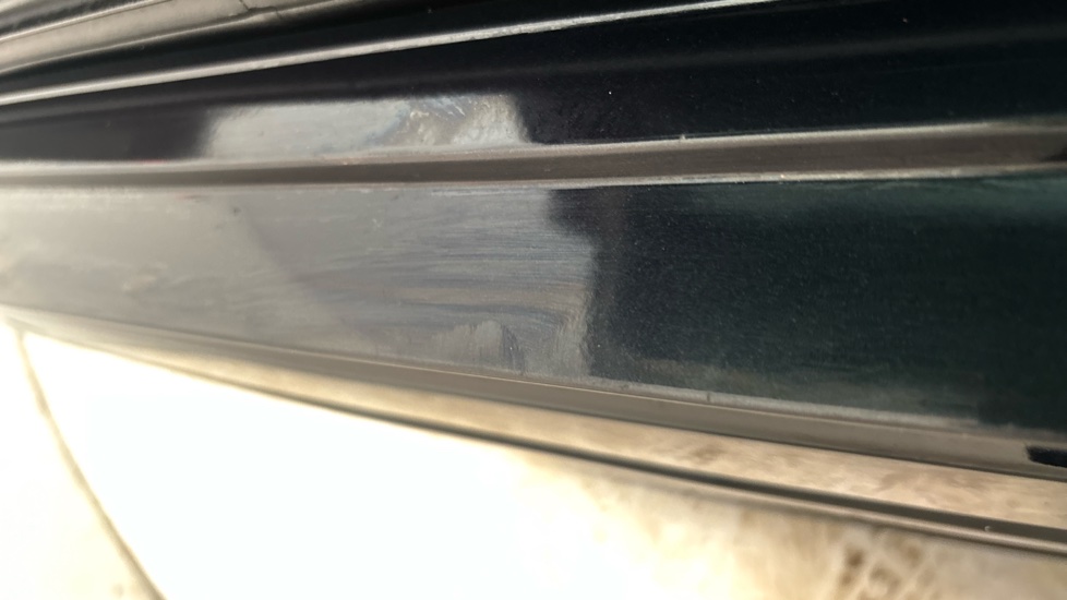 NISSAN ARIYA chips and scratches