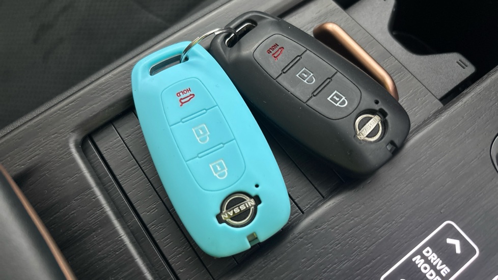 NISSAN ARIYA 2 keys