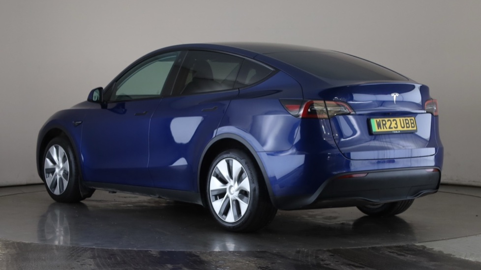 TESLA MODEL Y Image 3