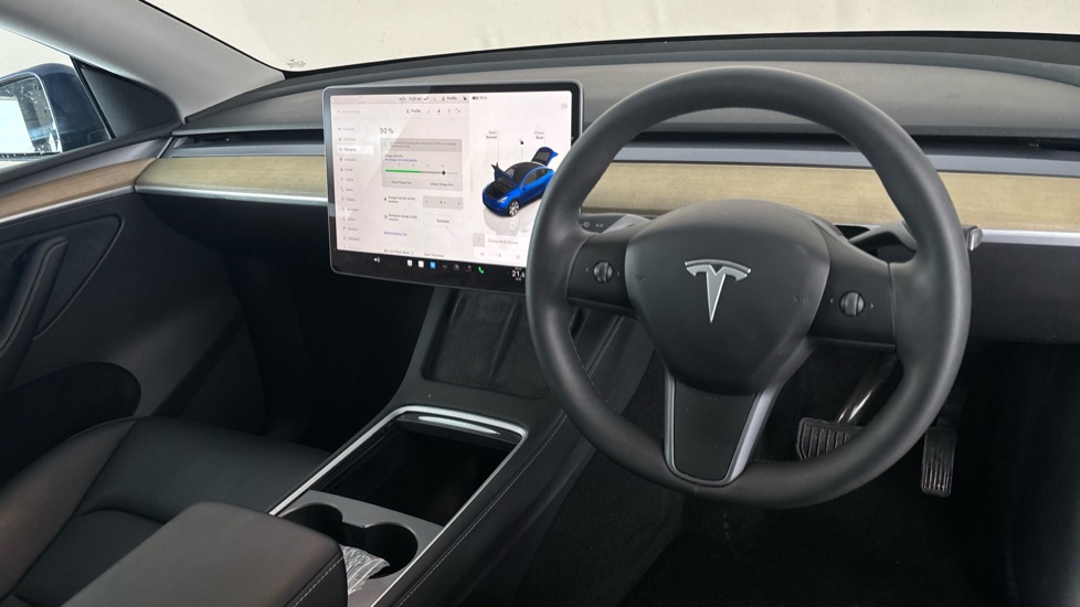 TESLA MODEL Y Image 9