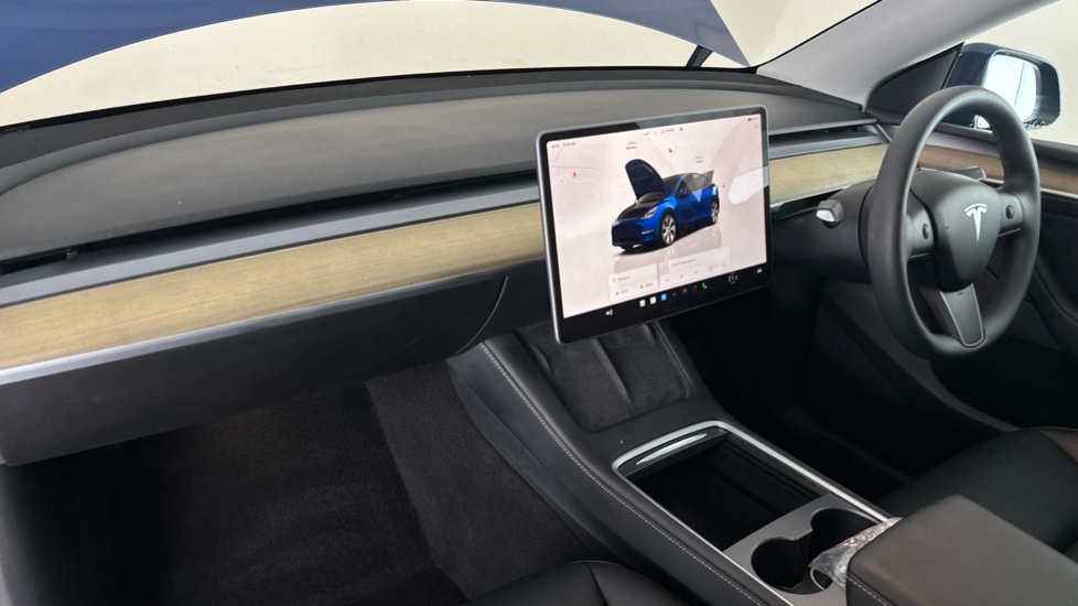 TESLA MODEL Y Image 10