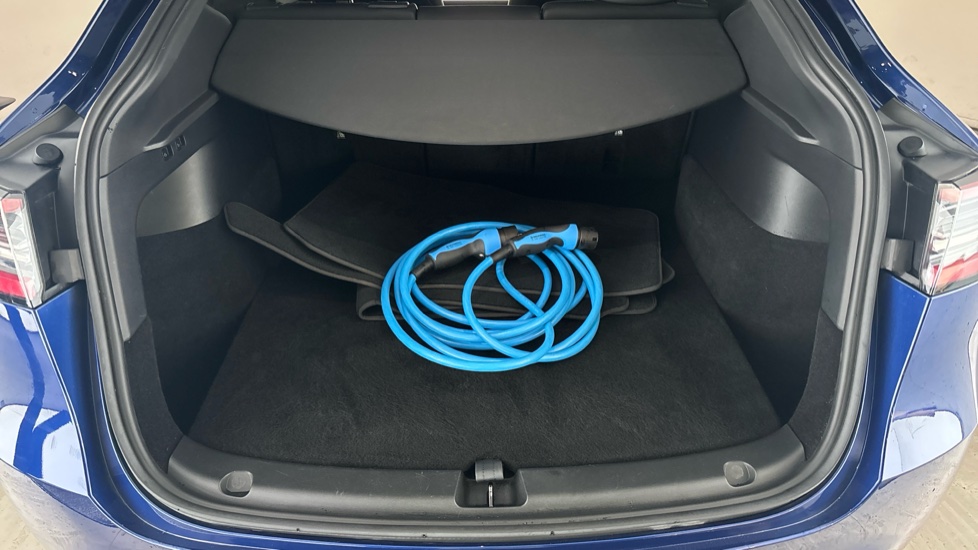 TESLA MODEL Y Image 15