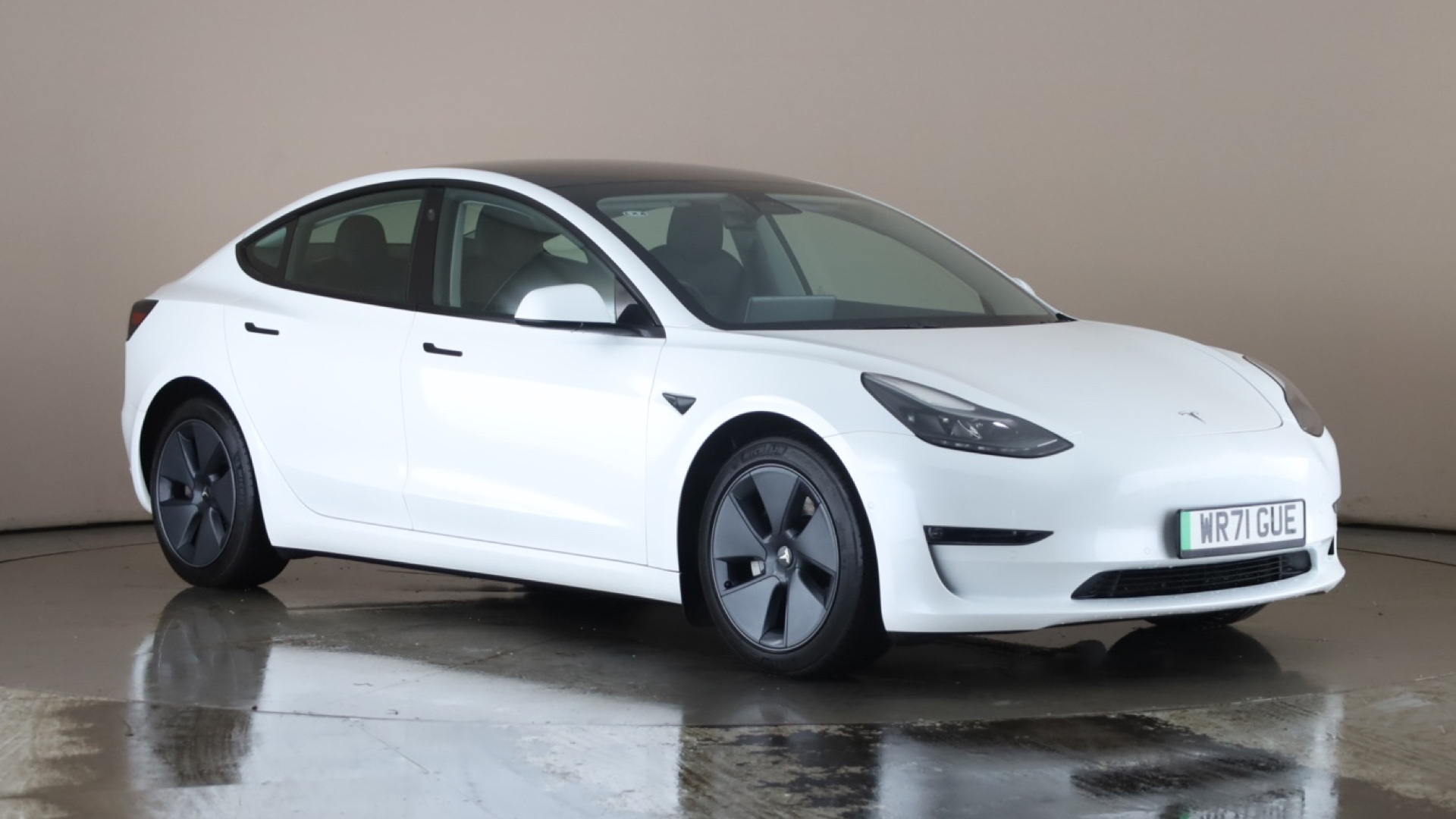 4020769 Long Range AWD 4dr Auto