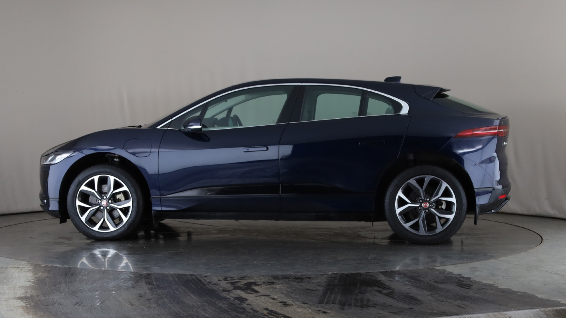 294kW EV400 HSE 90kWh 5dr Auto [11kW Charger]