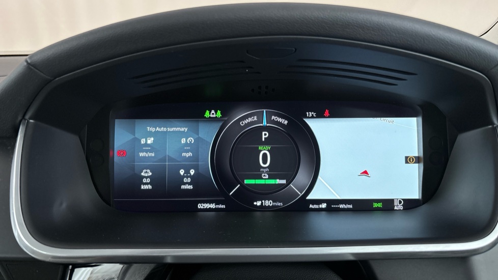 JAGUAR I-PACE Image 13