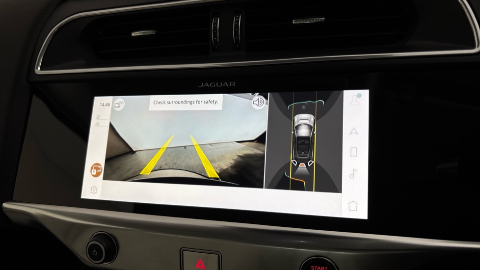 JAGUAR I-PACE Reverse camera