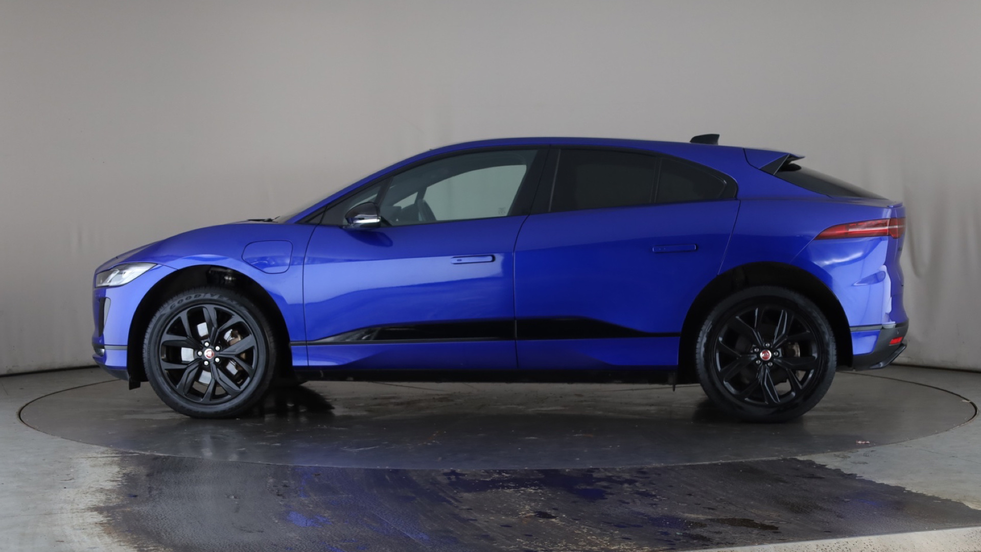 294kW EV400 HSE Black 90kWh 5dr Auto [11kW Charger