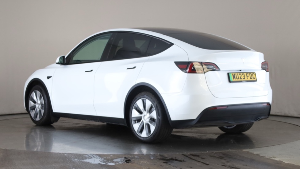 TESLA MODEL Y Image 3