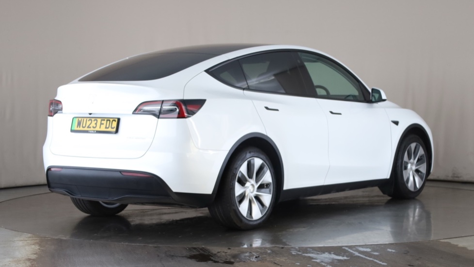 TESLA MODEL Y Image 5