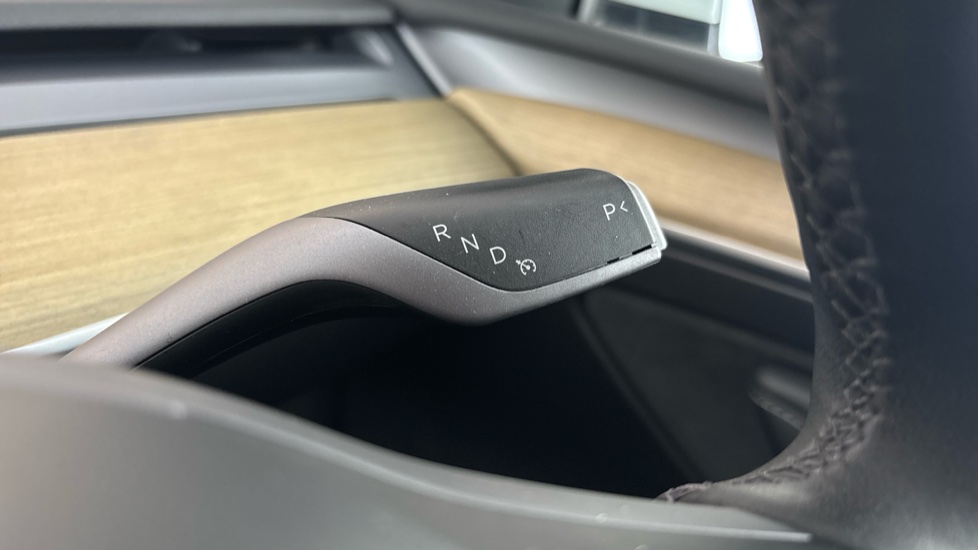 TESLA MODEL Y Cruise control