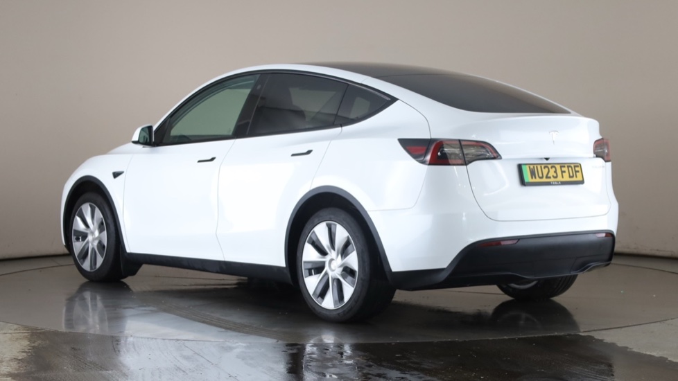 TESLA MODEL Y Image 3
