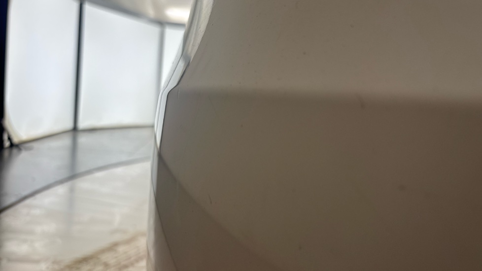 TESLA MODEL Y Dent
