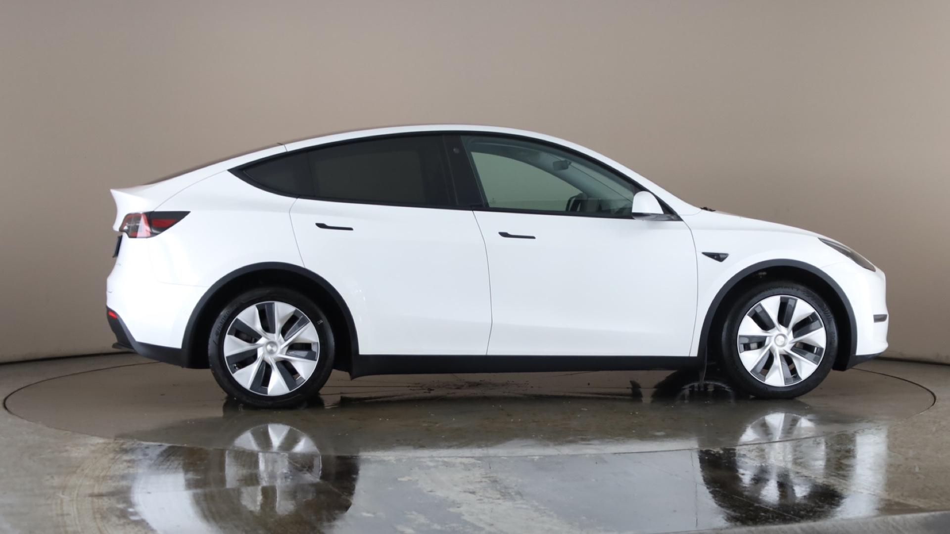 4020678 Long Range AWD 5dr Auto