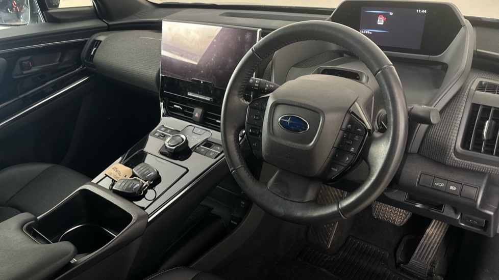 SUBARU SOLTERRA Image 9