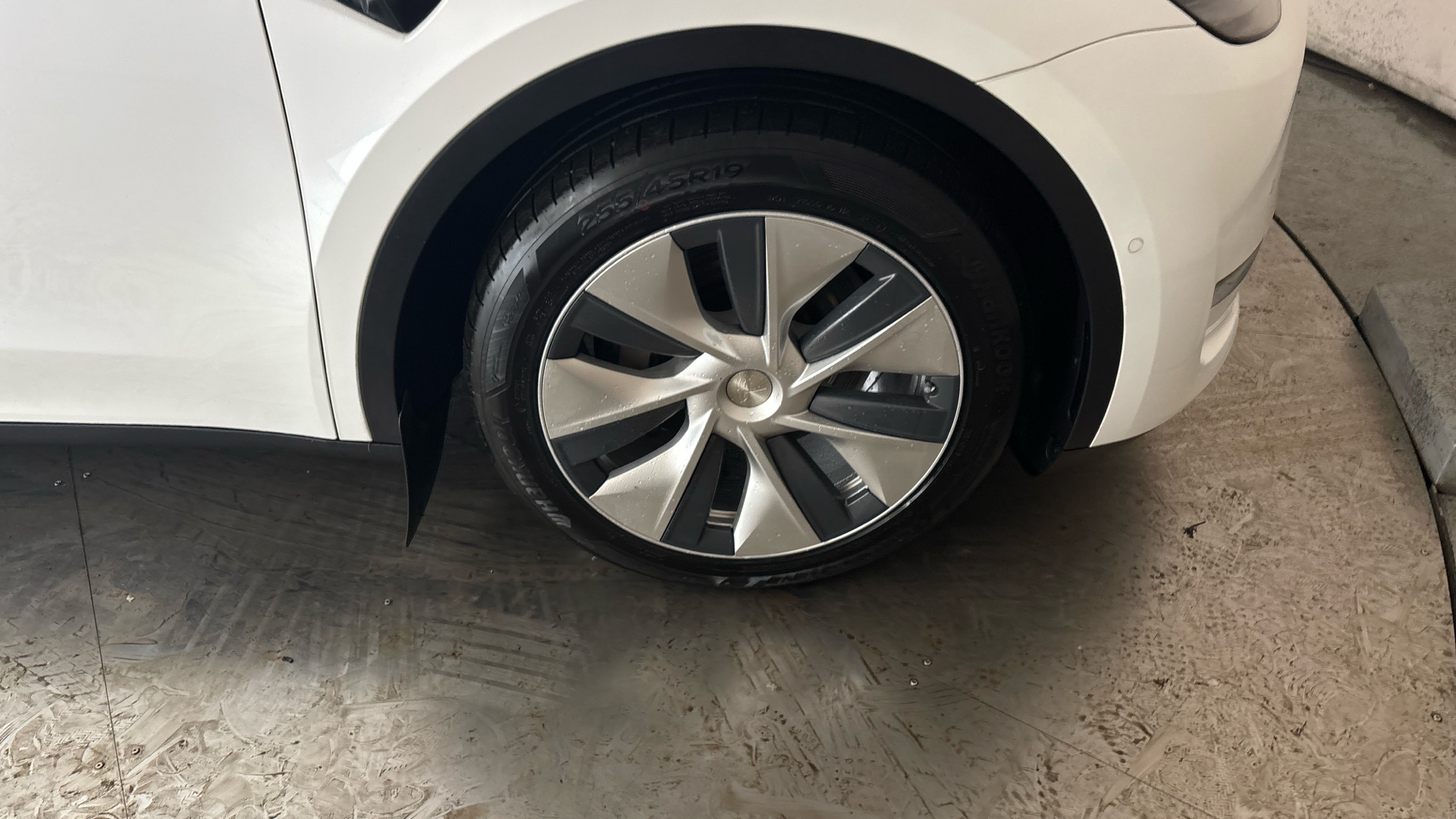 4020679 Long Range AWD 5dr Auto