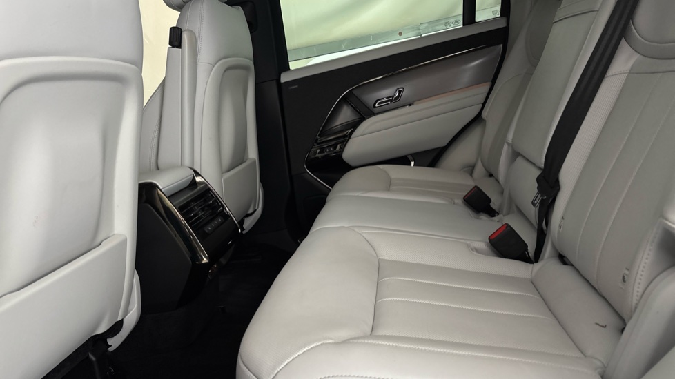 LAND ROVER RANGE ROVER SPORT Image 14