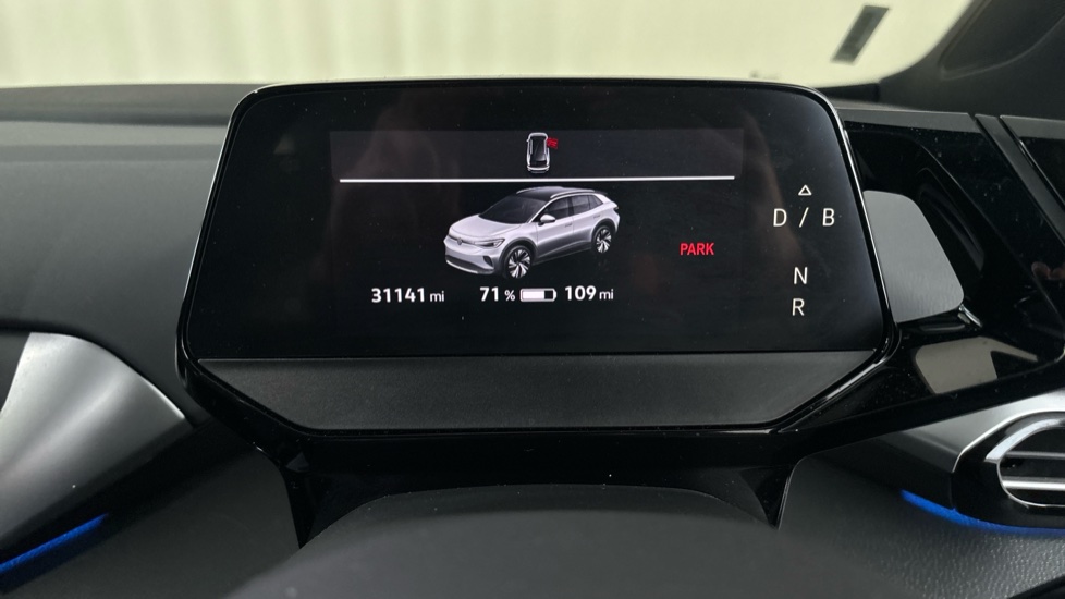 VOLKSWAGEN ID.4 Image 13