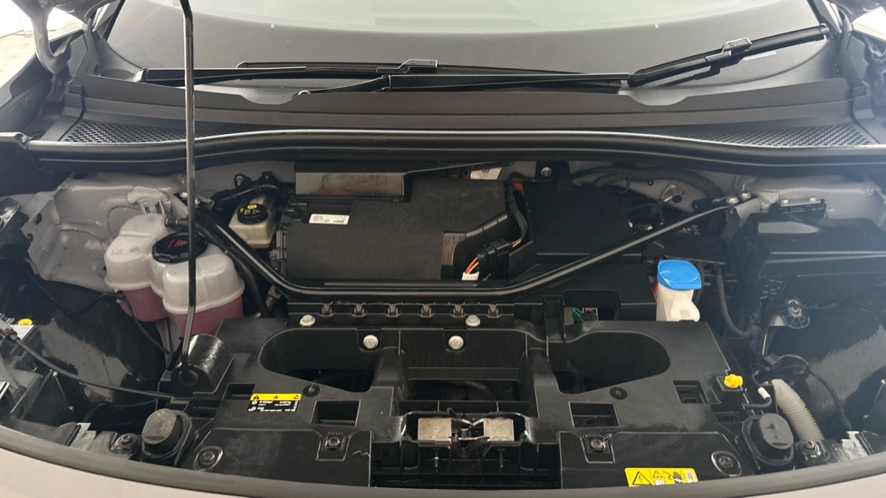 VOLKSWAGEN ID.4 Image 16