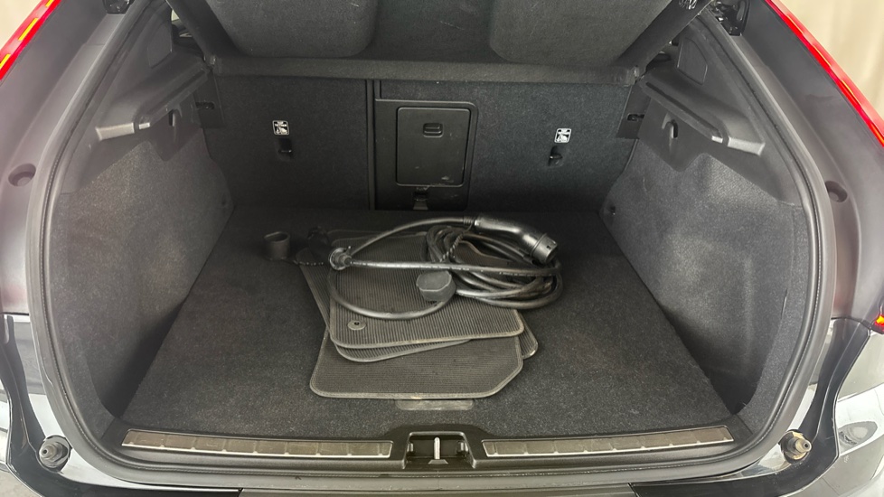 VOLVO C40 Image 15