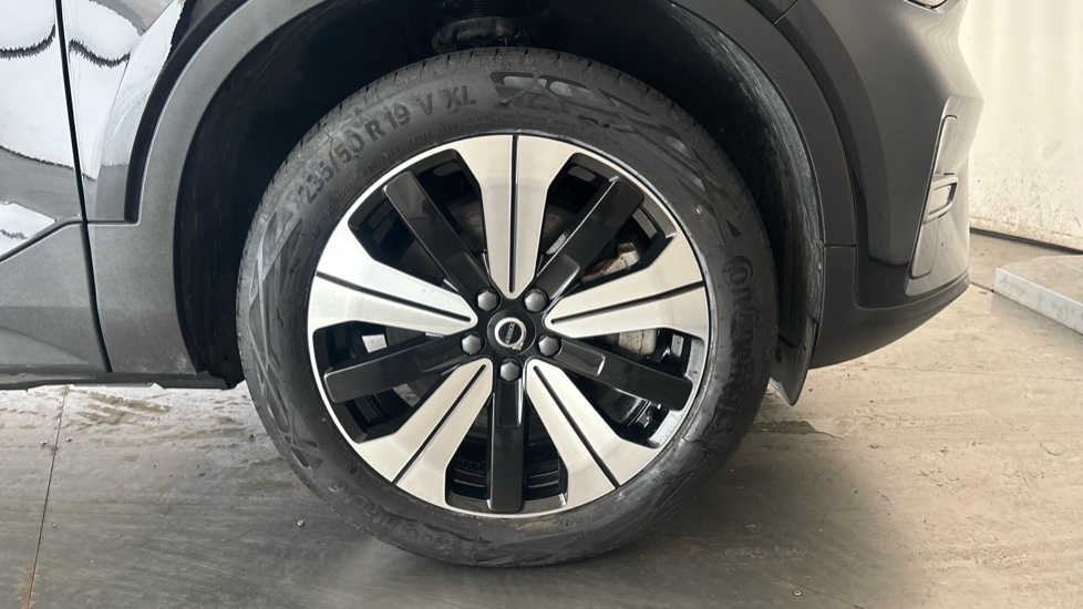VOLVO C40 Image 20
