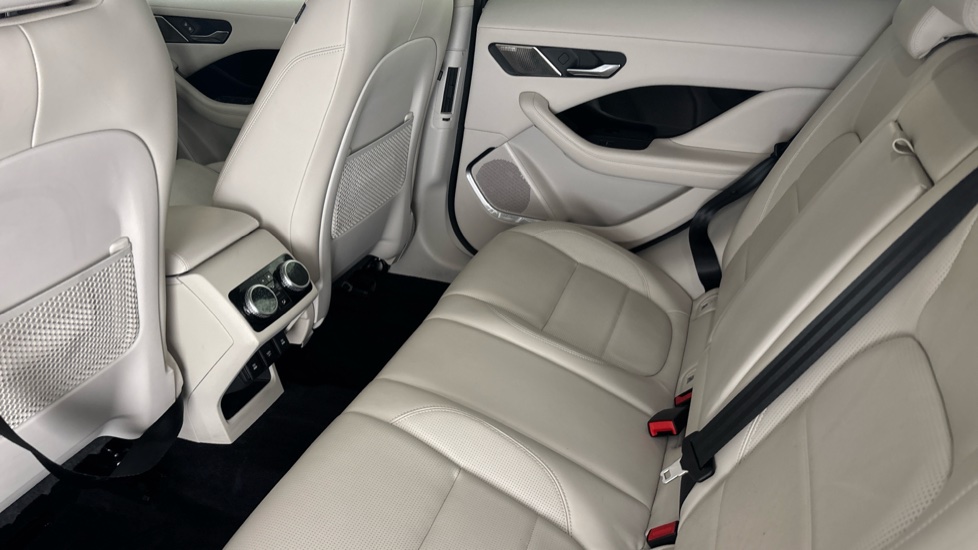 JAGUAR I-PACE ESTATE 294kW EV400 HSE 90kWh 5dr Auto [11kW Charger]