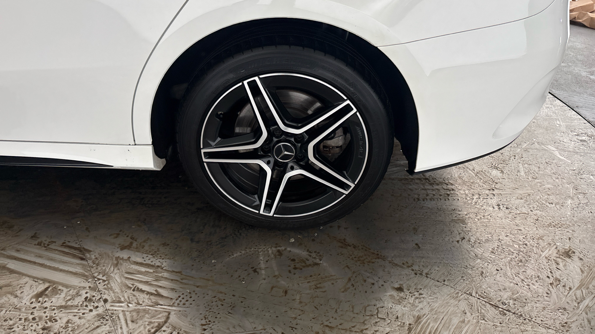 4020647 A250e AMG Line 4dr Auto