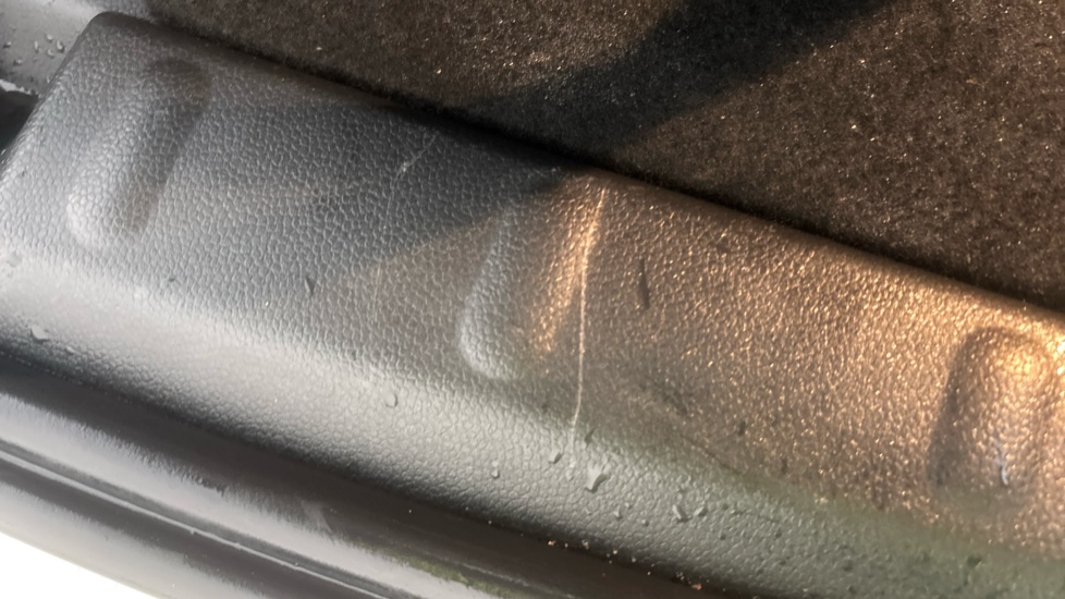 MINI HATCHBACK scratches